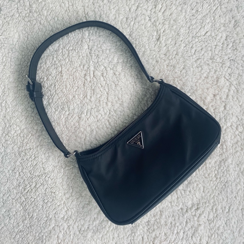 Guess purse